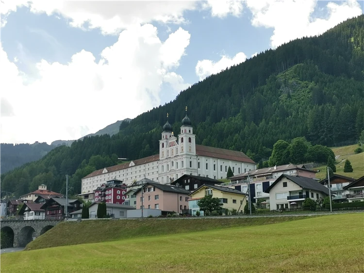 Odpolední procházka švýcarským historickým městem | Švýcarské perly a železnice UNESCO