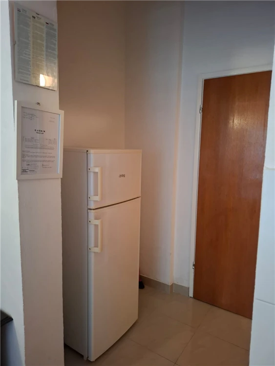 Interiér apartmánu Cvitanović – obývací pokoj | Baška Voda / Apartmánový dům Cvitanović