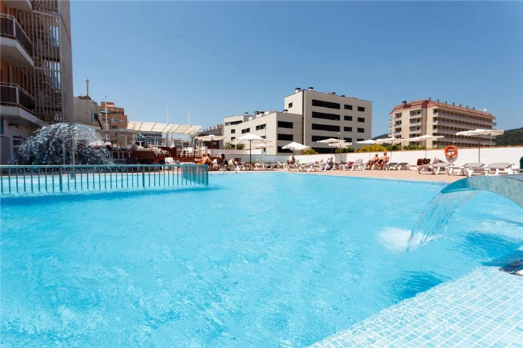 Venkovní bazén hotelu Sorra Daurada | Malgrat de Mar / Hotel Sorra Daurada