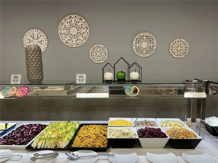 Bohatý bufet hotelu Sorra Daurada | Malgrat de Mar / Hotel Sorra Daurada