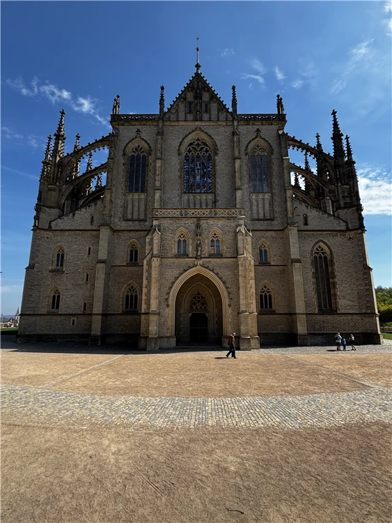 Kutná Hora, Kačina a Žleby
