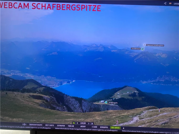 Jezero Wolfgangsee a zubačka na Schafberg