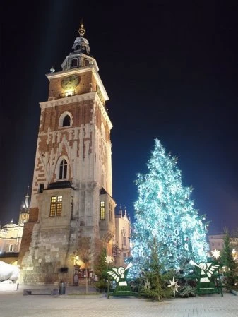 Vánoční Krakov – tradiční adventní trh na hlavním náměstí | Advent v Krakově - městě králů a umění