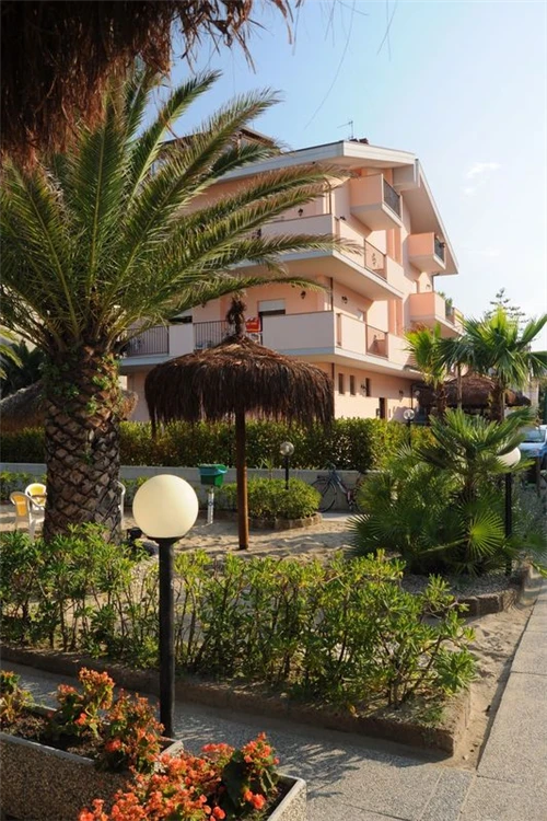 Bazén nebo zahrada Residence Paradiso v Silvi Marina | Silvi Marina / Residence Paradiso