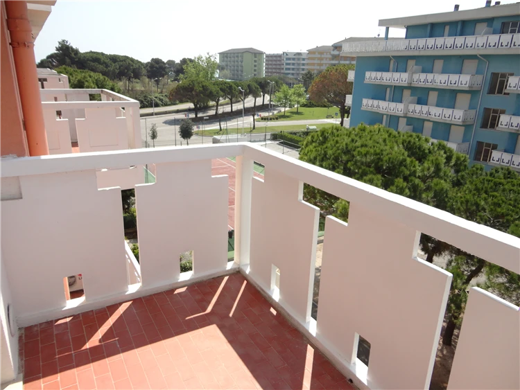 Pohled na Residence Ghirlandina a její okolí | Caorle - Porto Santa Margherita / Residence Ghirlandina
