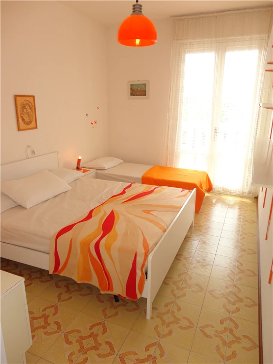 Apartmán 19b v Residence Portesin – ložnice s lůžky | Caorle - Porto Santa Margherita / Residence Portesin