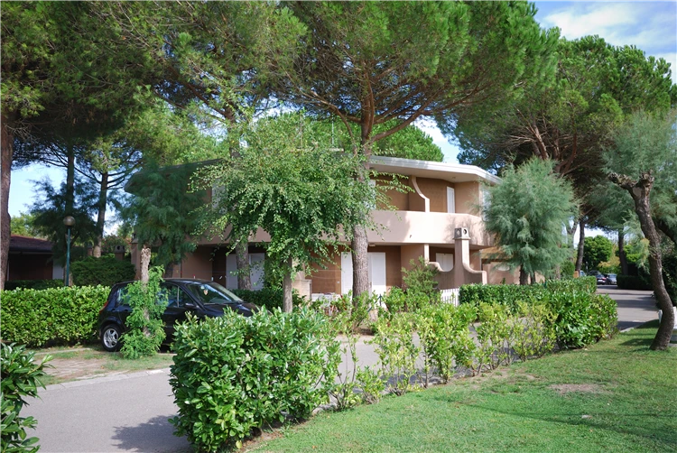 Exteriér rekreačního střediska Tivoli v Bibione | Bibione / Villaggio Tivoli