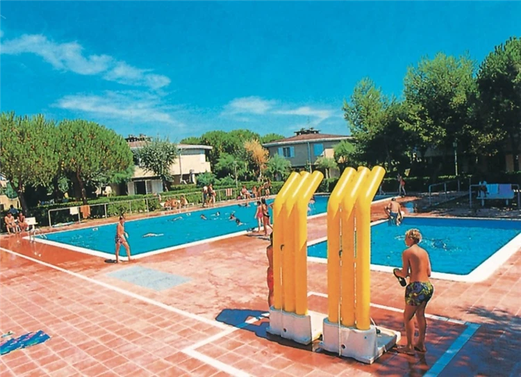 Odpočinkový prostor v areálu Tivoli, Bibione | Bibione / Villaggio Tivoli
