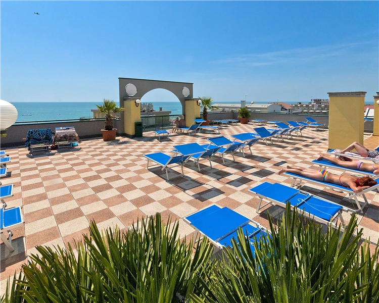 Venkovní posezení u Residence Cristoforo Colombo | Caorle / Residence Cristoforo Colombo
