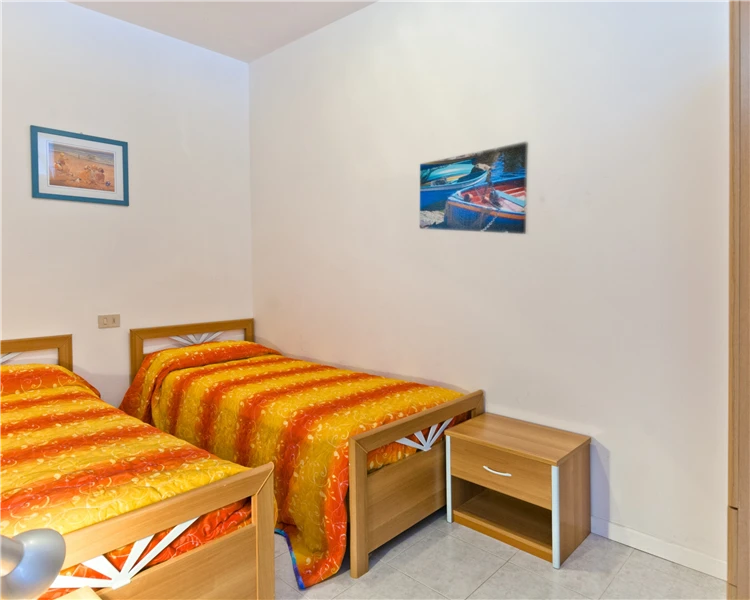 Písčitá pláž u letoviska Caorle nedaleko rezidence | Caorle / Residence Cristoforo Colombo