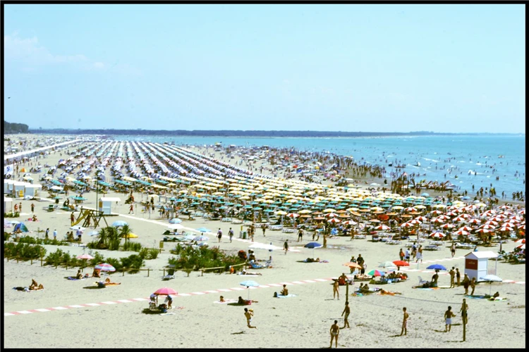 Pláž nebo okolí Residence Roberta v Caorle | Caorle / Residence Roberta