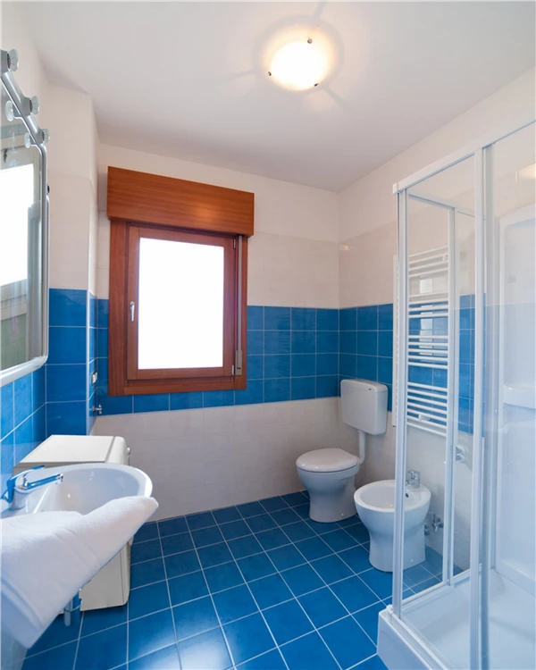 Koupelna v apartmánu rezidence Galleria Gran Mado | Caorle / Residence Galleria Gran Mado
