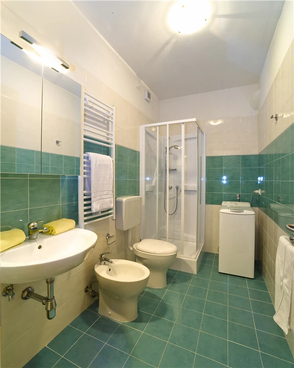 Jídelní zóna v apartmánu rezidence Galleria Gran Mado | Caorle / Residence Galleria Gran Mado