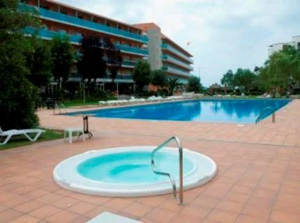 Jacuzzi v areálu hotelu Surf Mar | Lloret de Mar / Hotel Surf Mar