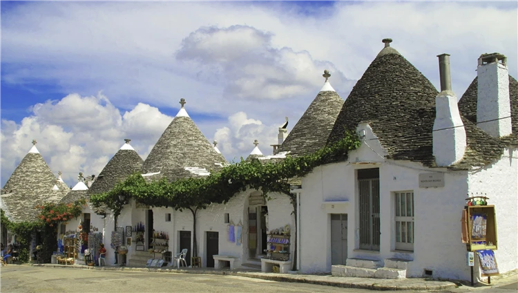 Tradiční trulli v Alberellu, UNESCO, Apulie | Neodolatelné Gargano s výletem do exotické Apulie