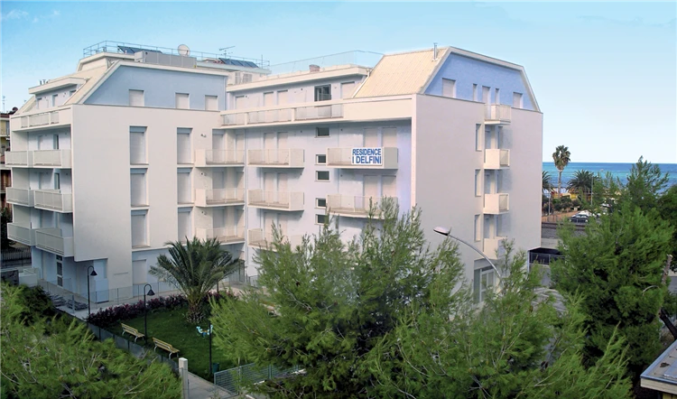 Residence I Delfini – pohled na exteriér ubytování v Cupra Marittima | Cupra Marittima / Residence I Delfini