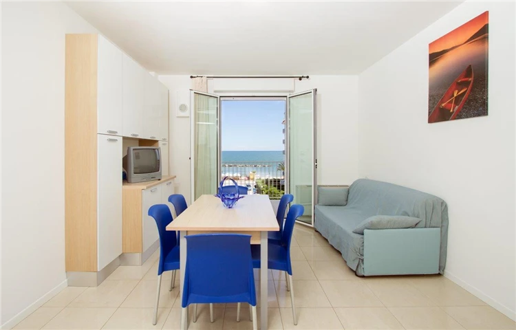Kuchyně v apartmánu rezidence I Delfini | Cupra Marittima / Residence I Delfini