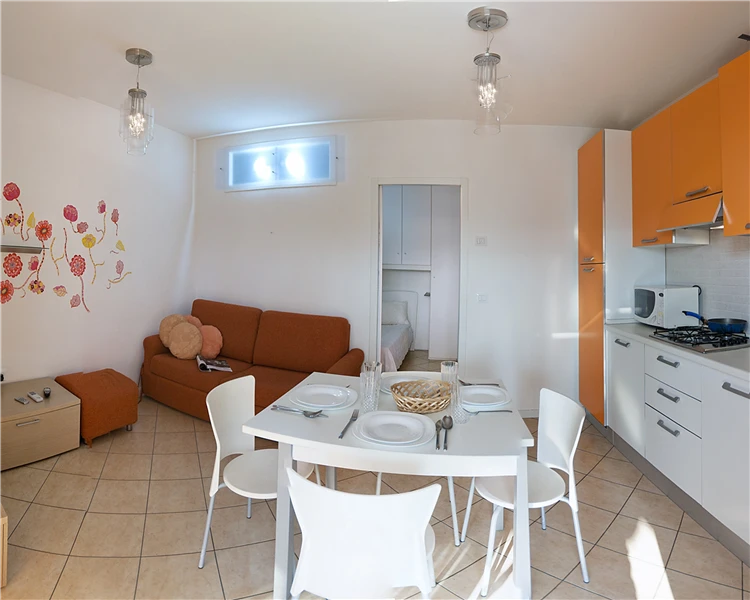 Bazén v kempu Villaggio dei Fiori s lehátky | Caorle / Villaggio dei Fiori