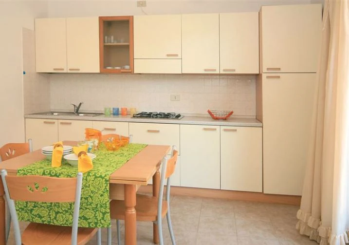 Bazén s lehátky v kempu Villaggio Cristina, Caorle | Caorle / Villaggio Cristina