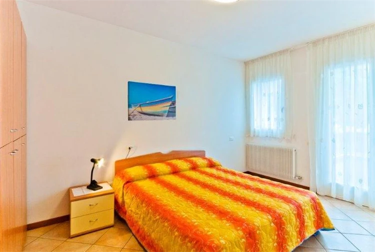 Bazén s lehátky v areálu Residence Caravelle, Caorle | Caorle / Residence Caravelle
