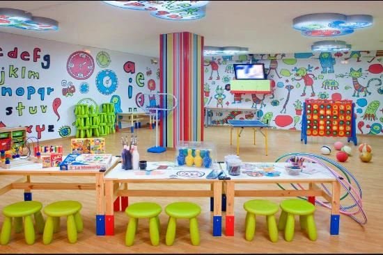 Dětský klub pro nejmenší hosty hotelu Alegria Florida Park | Santa Susanna / Hotel Alegria Florida Park