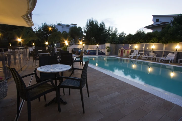 Hotelový bar Mocambo, interiér | San Benedetto del Tronto / Hotel Mocambo