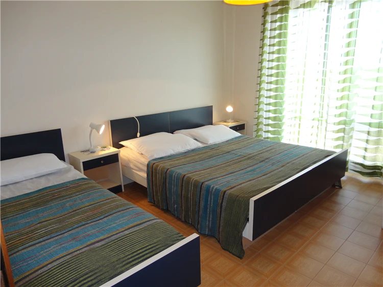 Terasa u bazénu v Residence Marco Polo | Caorle - Porto Santa Margherita / Residence Marco Polo