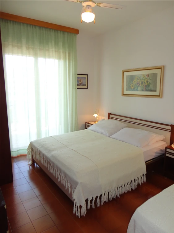 Soggiorno Adriatico – interiér apartmánu s obývacím pokojem | Caorle - Porto Santa Margherita / Residence Soggiorno Adriatico