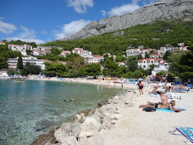 Okolí apartmánového domu Cvitanović v Baška Vodě | Baška Voda / Apartmánový dům Cvitanović