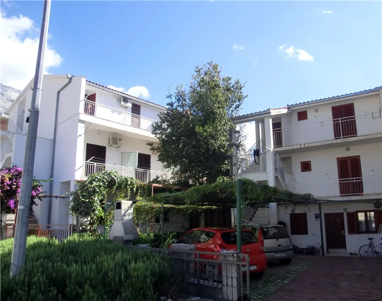 Terasa nebo venkovní prostor apartmánu Cvitanović | Baška Voda / Apartmánový dům Cvitanović