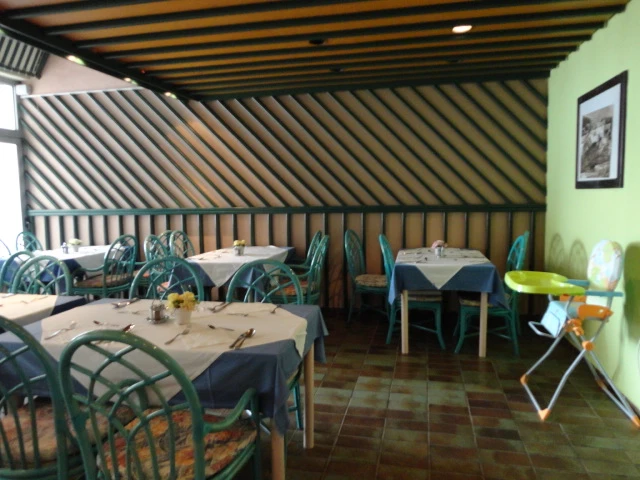 Restaurace Mimoza v Tučepi poblíž Biokovo | Tučepi / Apartmánový dům Biokovo