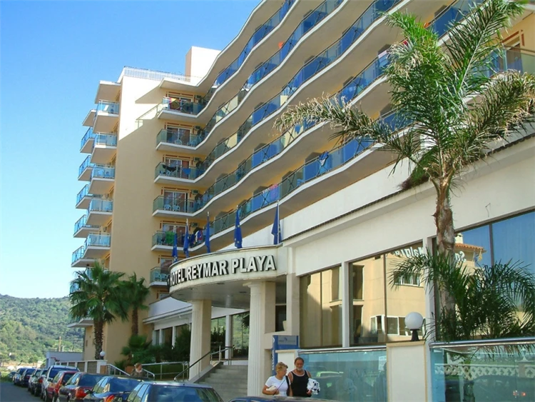 Vstup do hotelu Reymar Playa v Malgrat de Mar | Malgrat de Mar / Hotel Reymar Playa