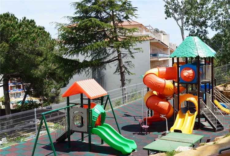 Dětské hřiště hotelu Samba v Lloret de Mar | Lloret de Mar / Hotel Samba