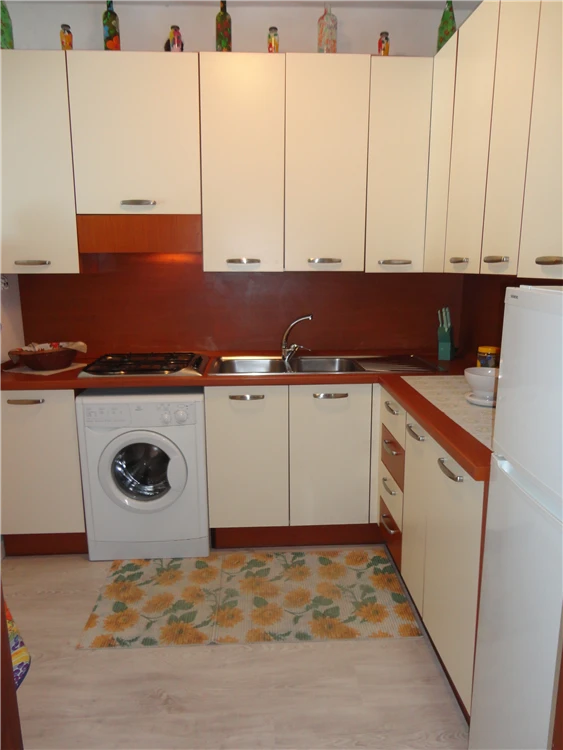 Apartmán č. 2/8 v Residence Miramare – kuchyňský kout | Caorle - Porto Santa Margherita / Residence Miramare