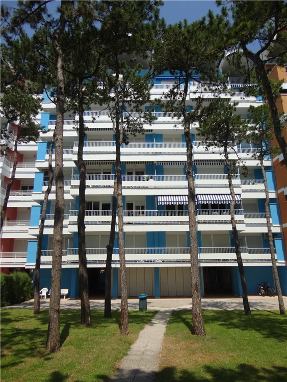 Budova Residence Miramare – pohled zvenčí | Caorle - Porto Santa Margherita / Residence Miramare