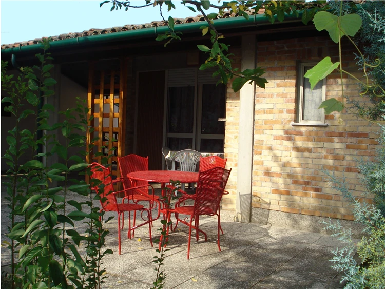 Villa Armida – zahrada nebo terasa s posezením | Caorle - Porto Santa Margherita / Villa Armida