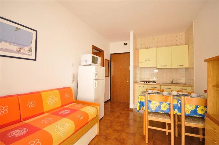 Světlý obývací pokoj apartmánu Tiepolo v Bibione | Bibione / Residence Tiepolo