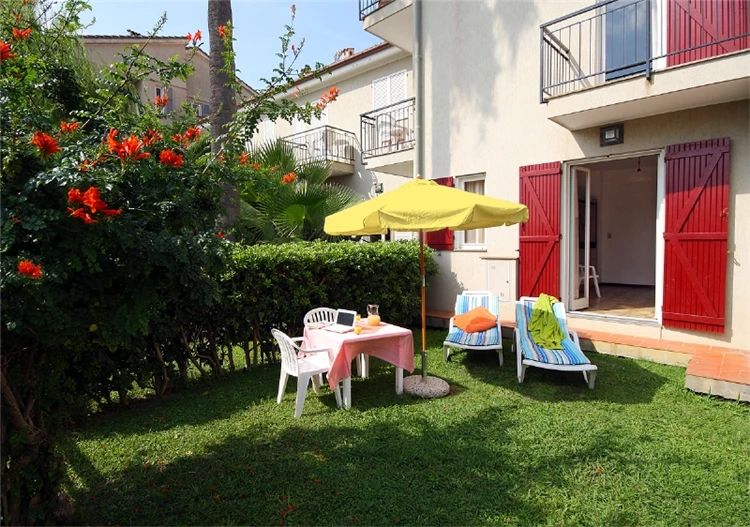 Bazén rezidence La Meridiana v San Bartolomeo al Mare | San Bartolomeo al Mare / Residence La Meridiana