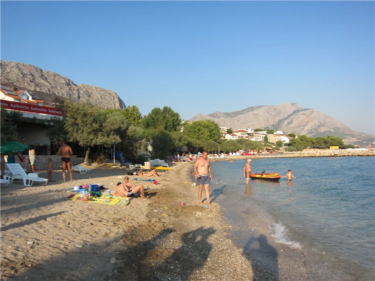 Vybavená kuchyně apartmánu Michaljević v Chorvatsku | Omiš-Duće / Apartmánový dům Michaljević