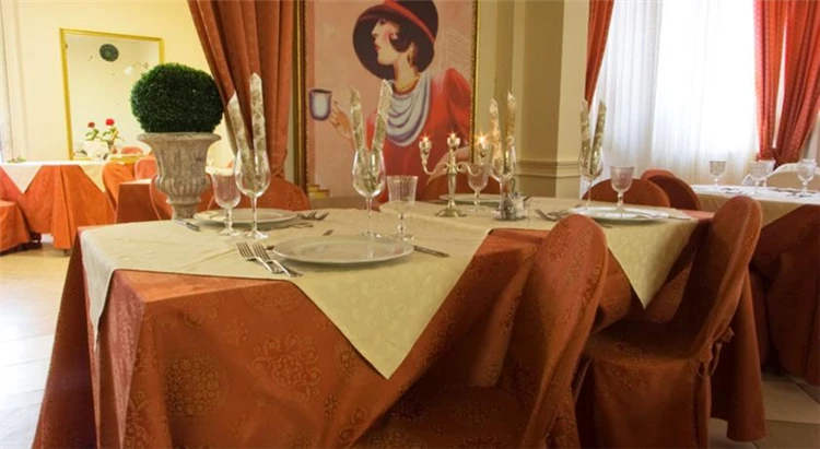 Dvojlůžkový pokoj hotelu Mocambo | San Benedetto del Tronto / Hotel Mocambo