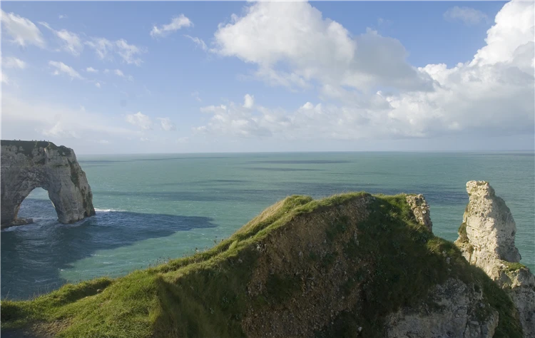 Normandie – přírodní nebo historická scenérie | Tajuplná Bretaň a drsná krása Normandie