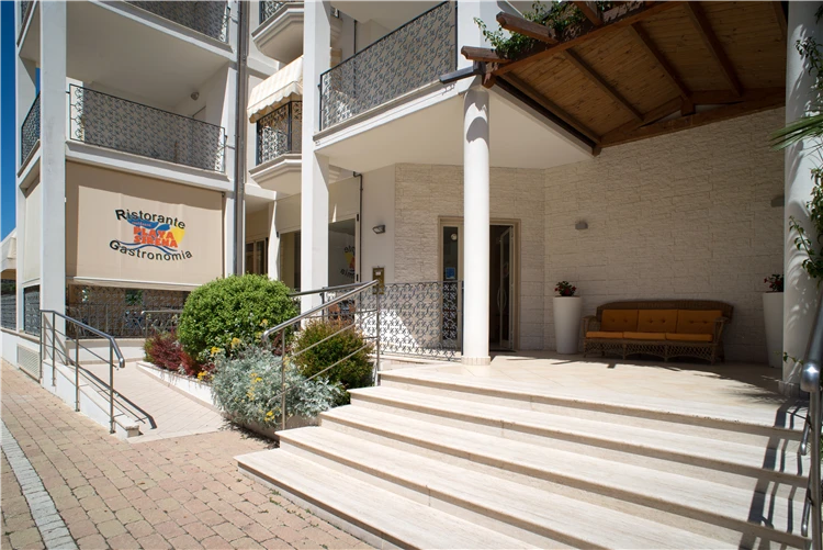 Jídelní kout v apartmánu Playa Sirena | Tortoreto Lido / Residence Playa Sirena