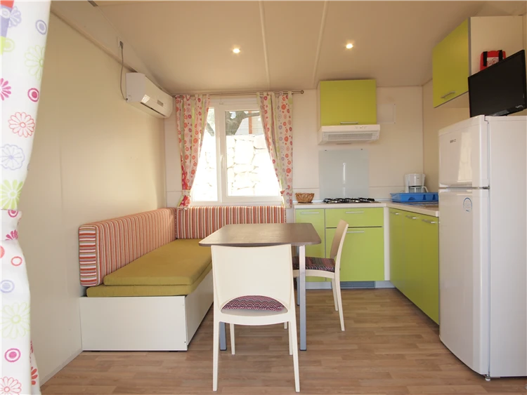 Areál kempu Mobilhomes Nevio v Orebiči | Orebić / Mobilhomes Nevio
